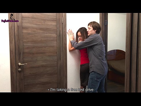 ❤️ Un agent immobilier sexy se branle sensuellement la chatte et baise pendant la vente de son appartement - Krempai Porno vk at porn fr.sexflashgame.ru ﹏